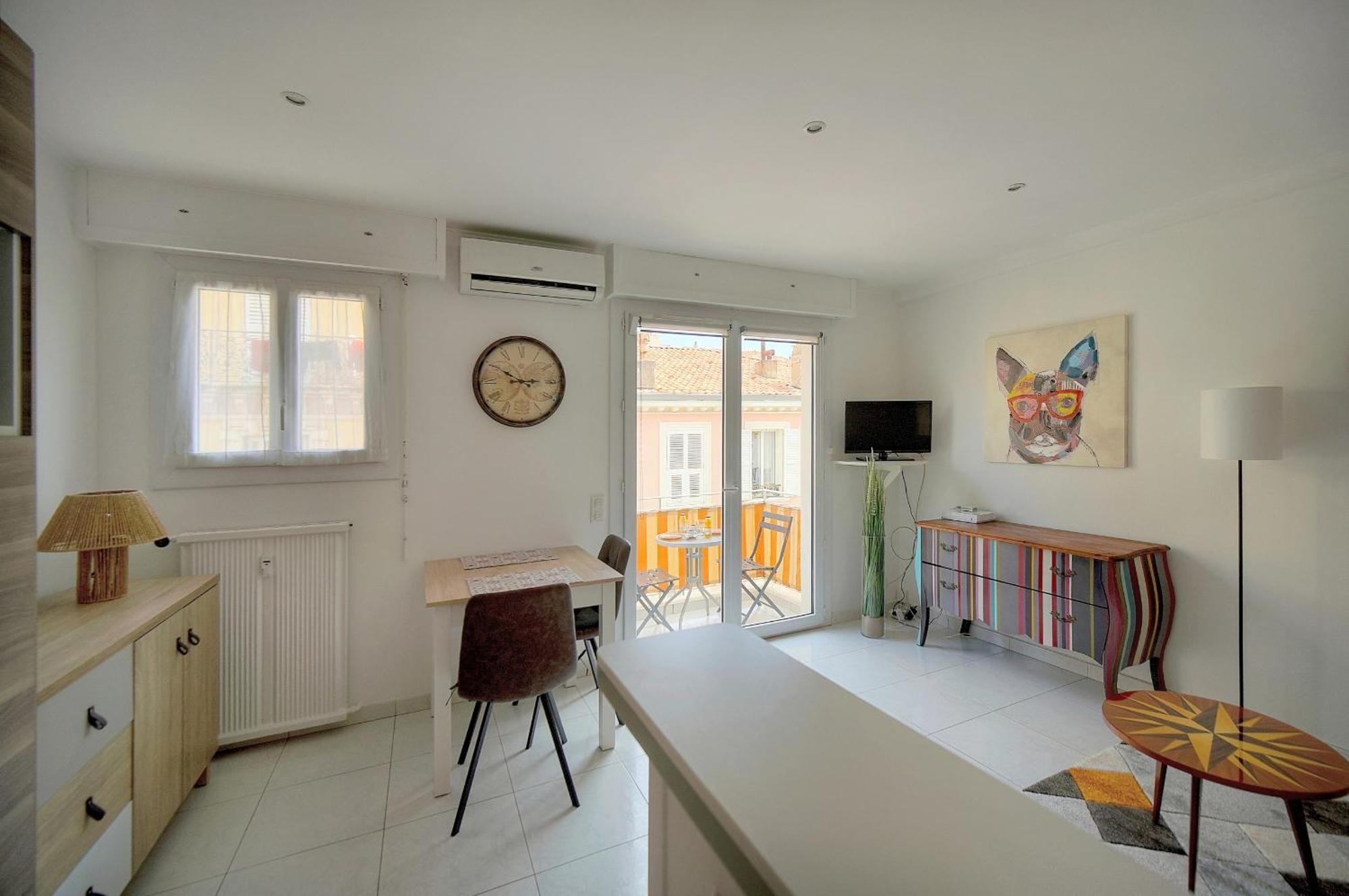 Lumineux Avec Balcon A0b207 *