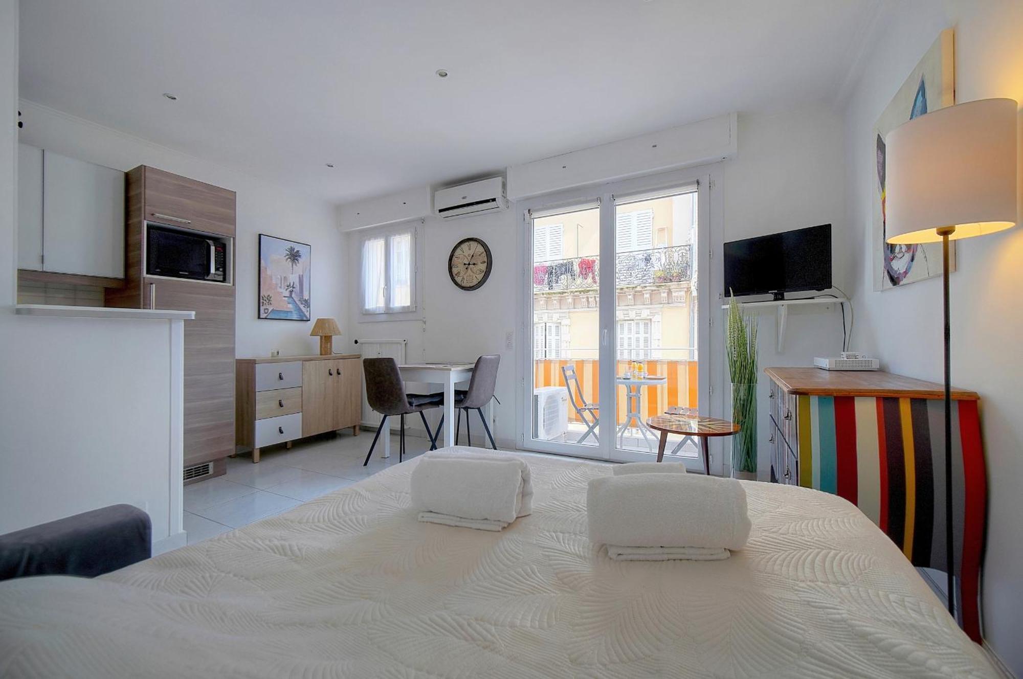 Lumineux Avec Balcon A0b207 *
